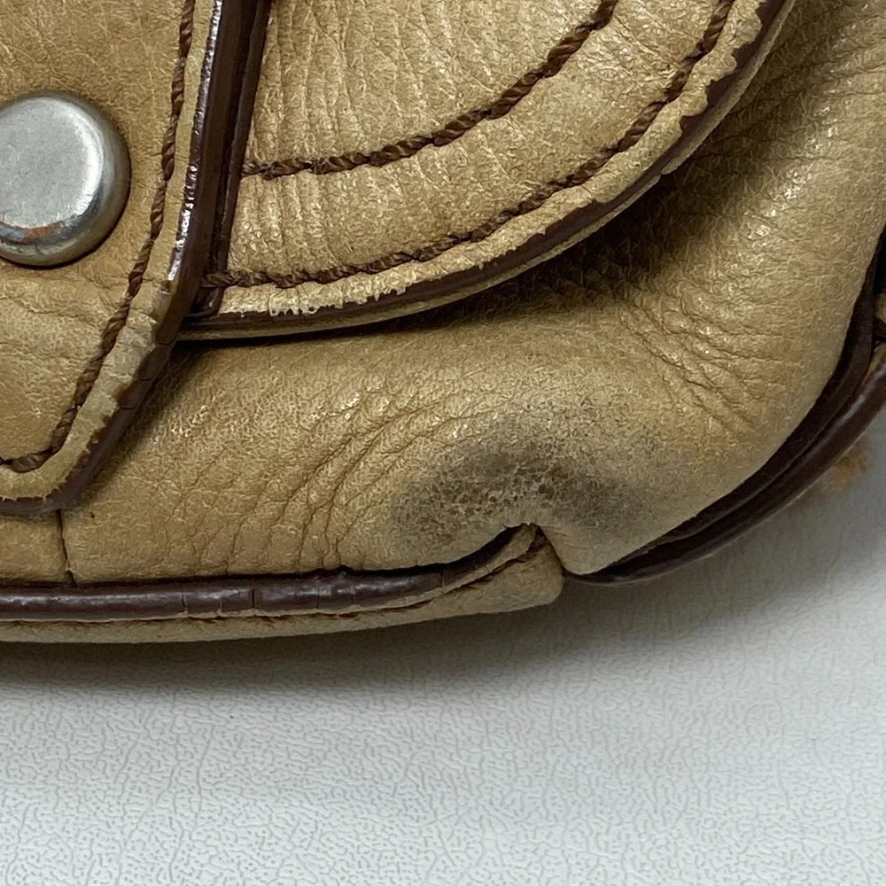 VTG Fossil Maddox Distressed Light Brown Leather Crossbody Messenger‎ Bag